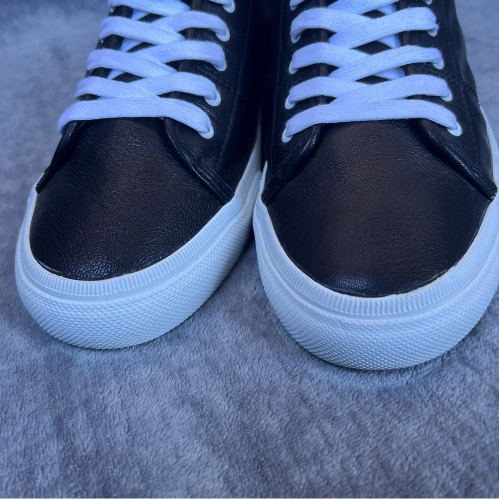 FRYE Gia Leather Platform Women’s Sneakers Sz 9 M Low Top Black Lace Up Casual - Picture 3 of 13